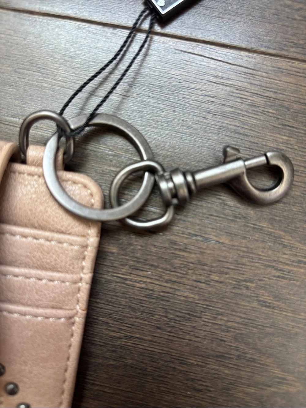 Montana West 4 card slot,clasp hook/key chain,studs,floral embossed,Western,slim